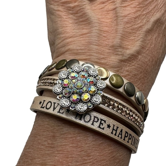 Jewelry - “Love, Hope, Happiness” Criss Cross Bracelet w/ Iridescent Sparkling Snap NWT